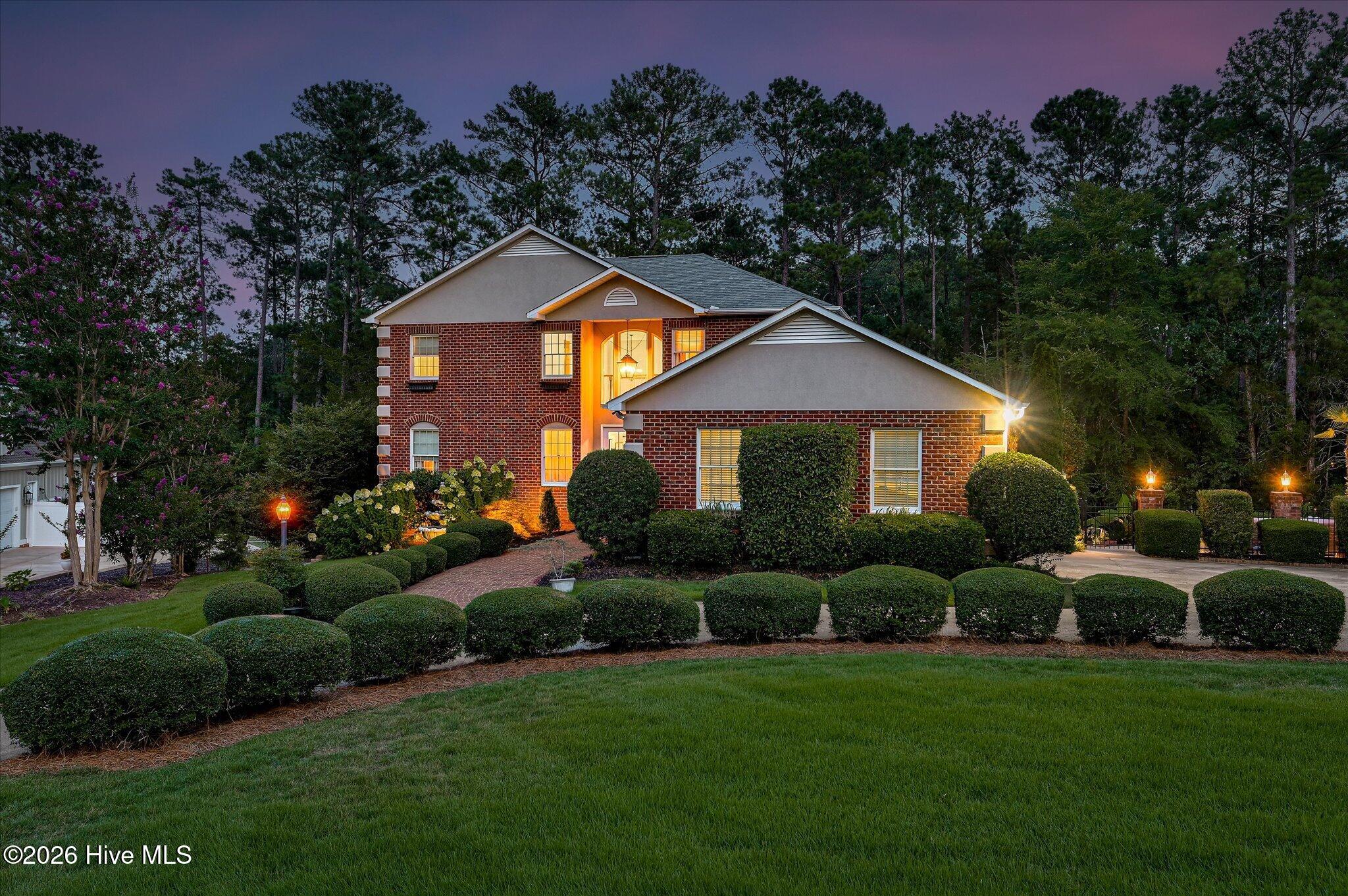 335 Crown Point