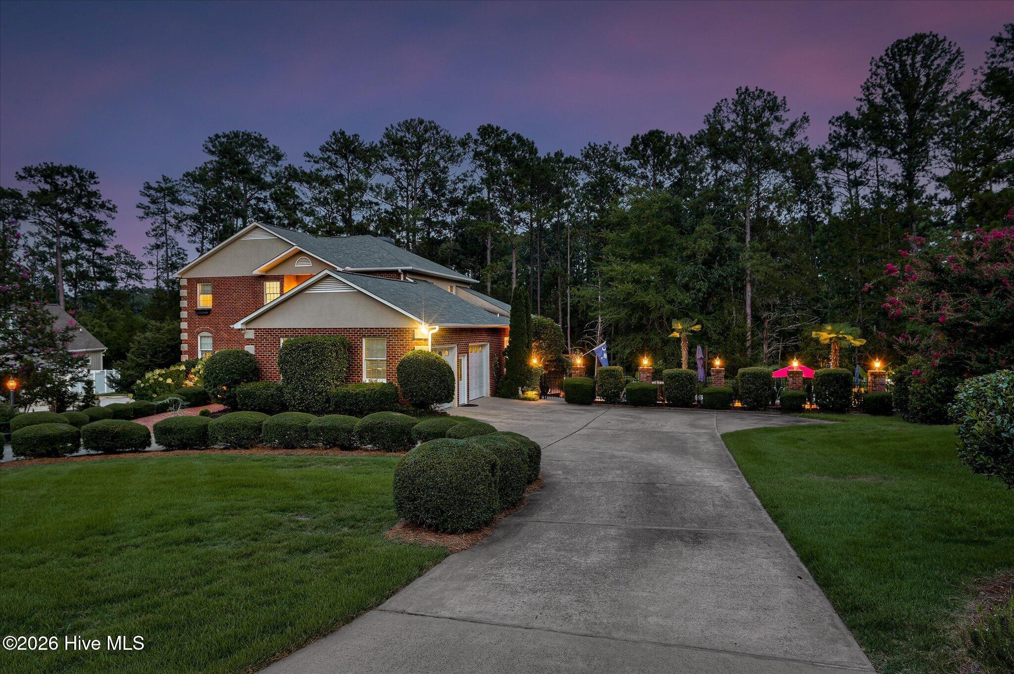 335 Crown Point