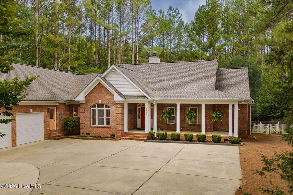 Photo of 1624 Rosebriar Place, Hillsborough, NC 27278 (MLS # 100596198)
