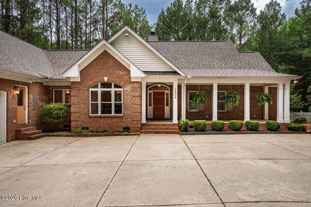 Photo of 1624 Rosebriar Place, Hillsborough, NC 27278 (MLS # 100596198)