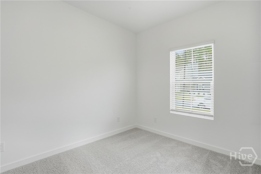 300 Kingswood Circle