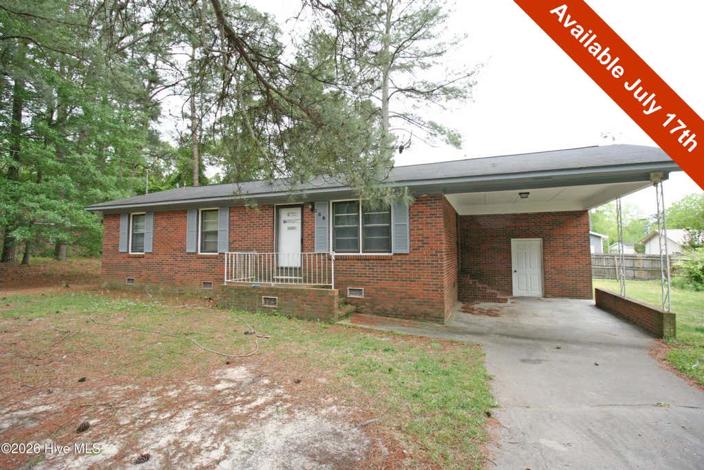 Photo of 209 Sycamore Street, Kenansville, NC 28349 (MLS # 100586969)
