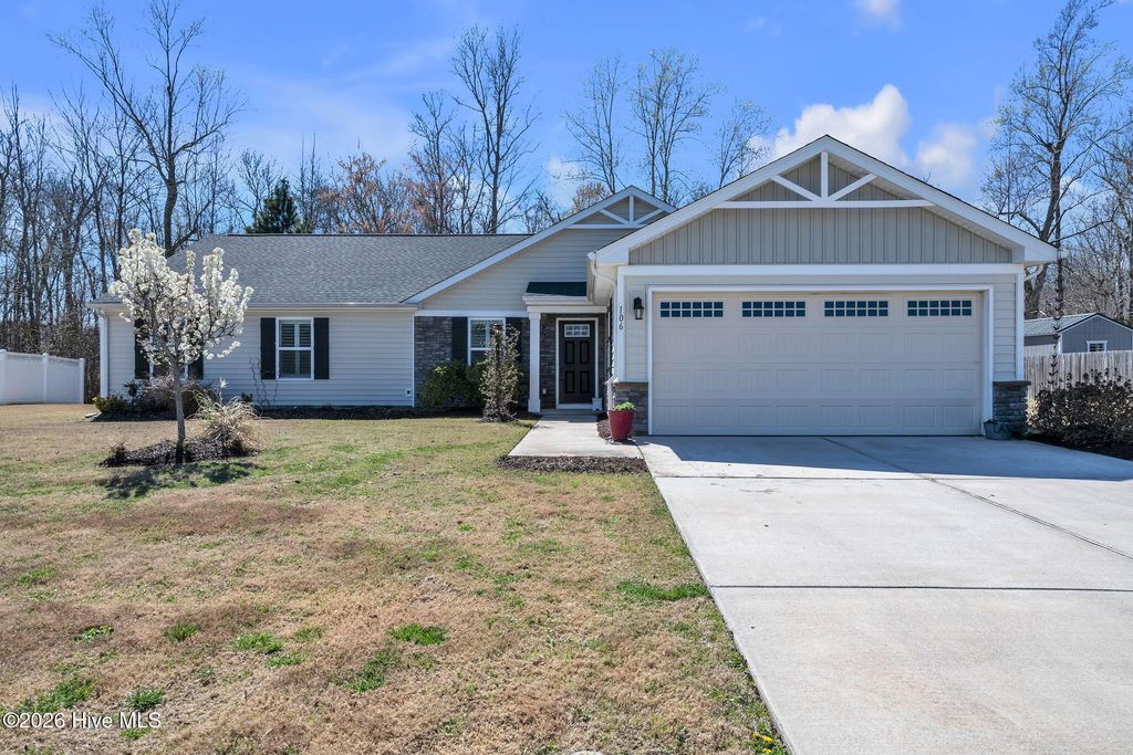 Photo of 106 Hidden View Loop, Moyock, NC 27958 (MLS # 100562640)
