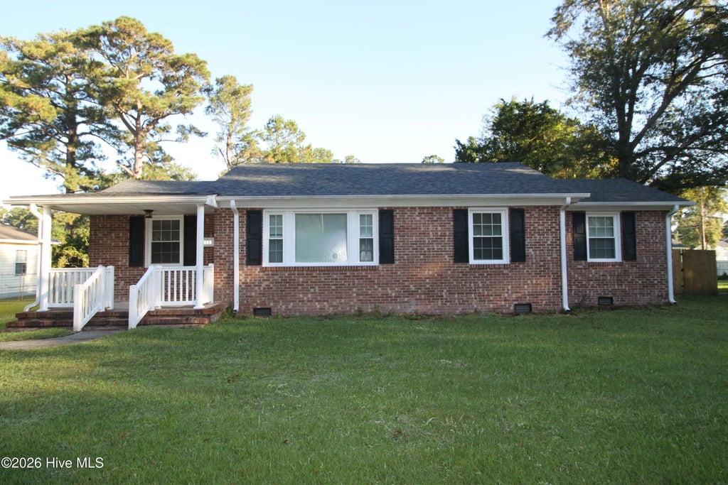 Photo of 210 Kenneth Boulevard, Havelock, NC 28532 (MLS # 100608449)
