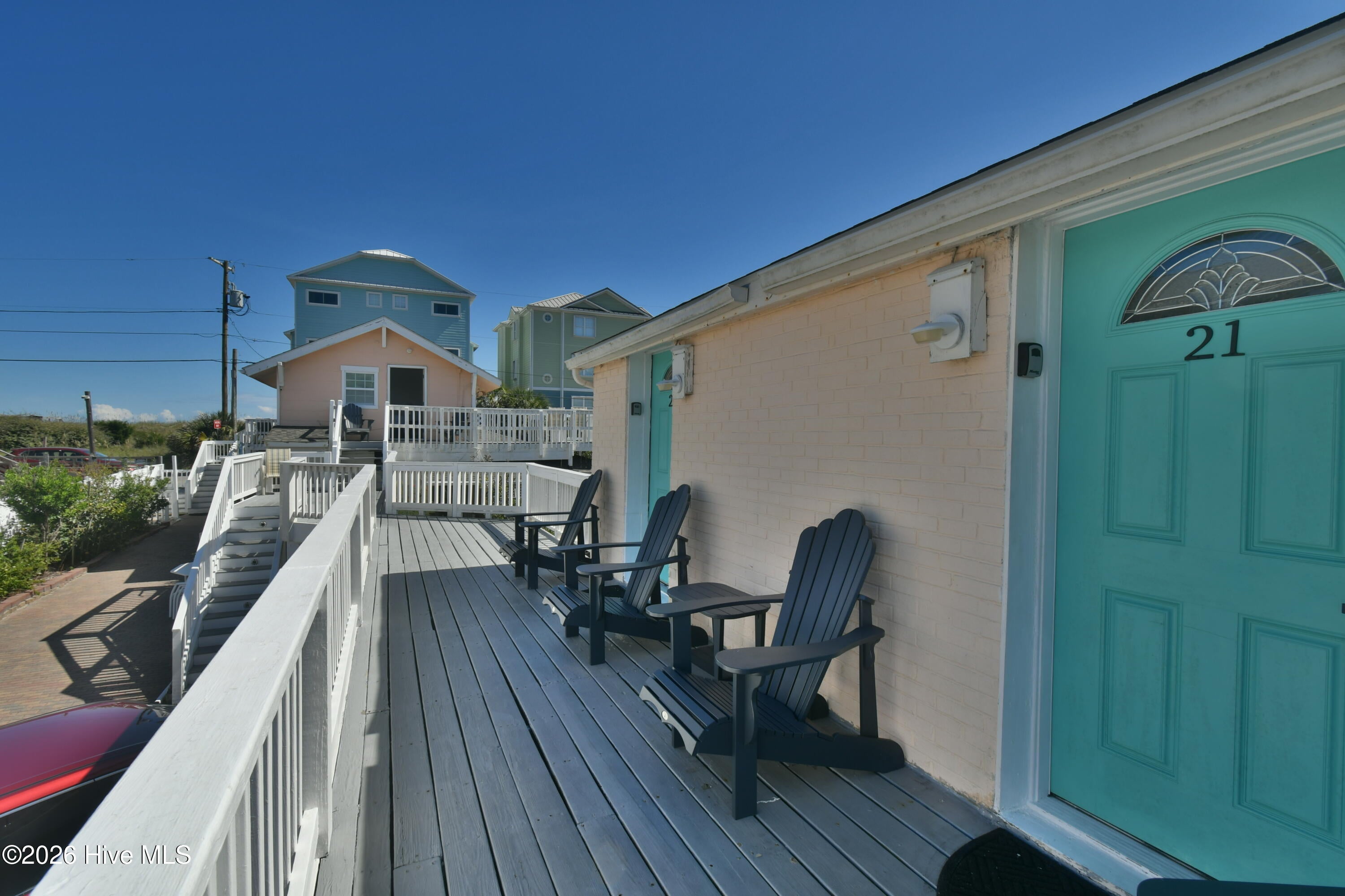 616 Carolina Beach Avenue S