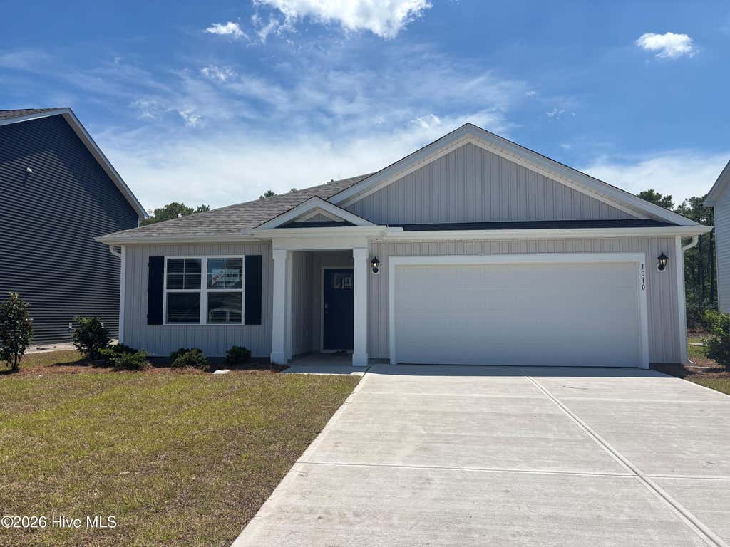 Photo of 1010 Pampas Grass Drive #Lot 325, Castle Hayne, NC 28429 (MLS # 100577283)