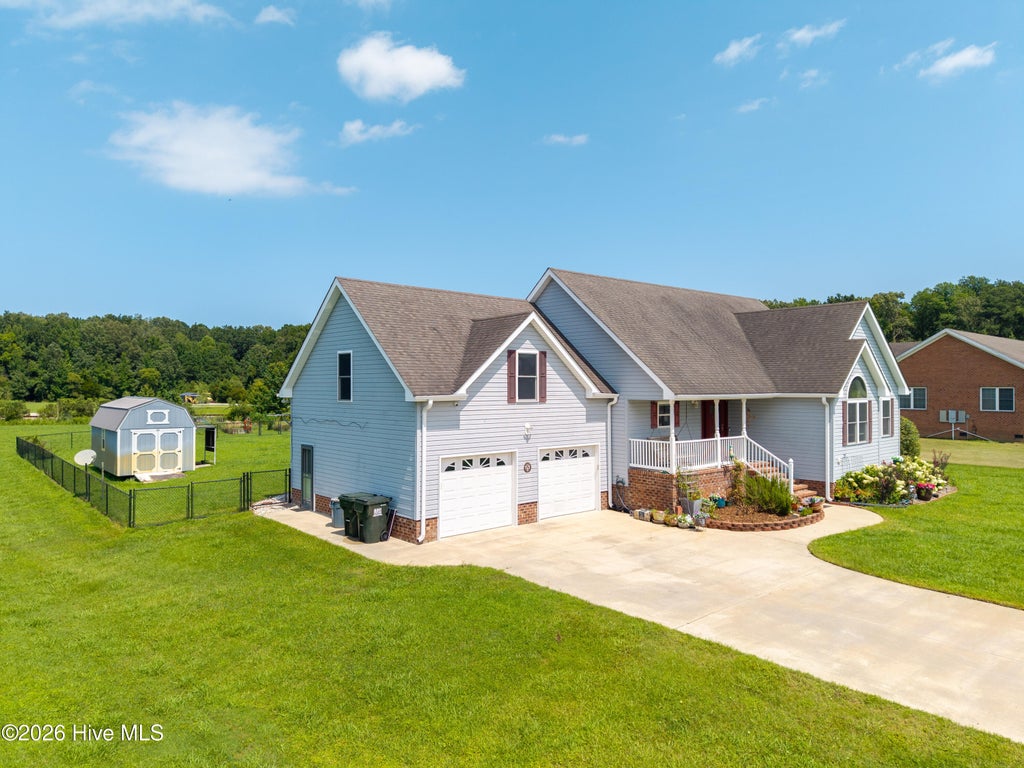 Photo of 573 Snowden Road, Moyock, NC 27958 (MLS # 100591943)