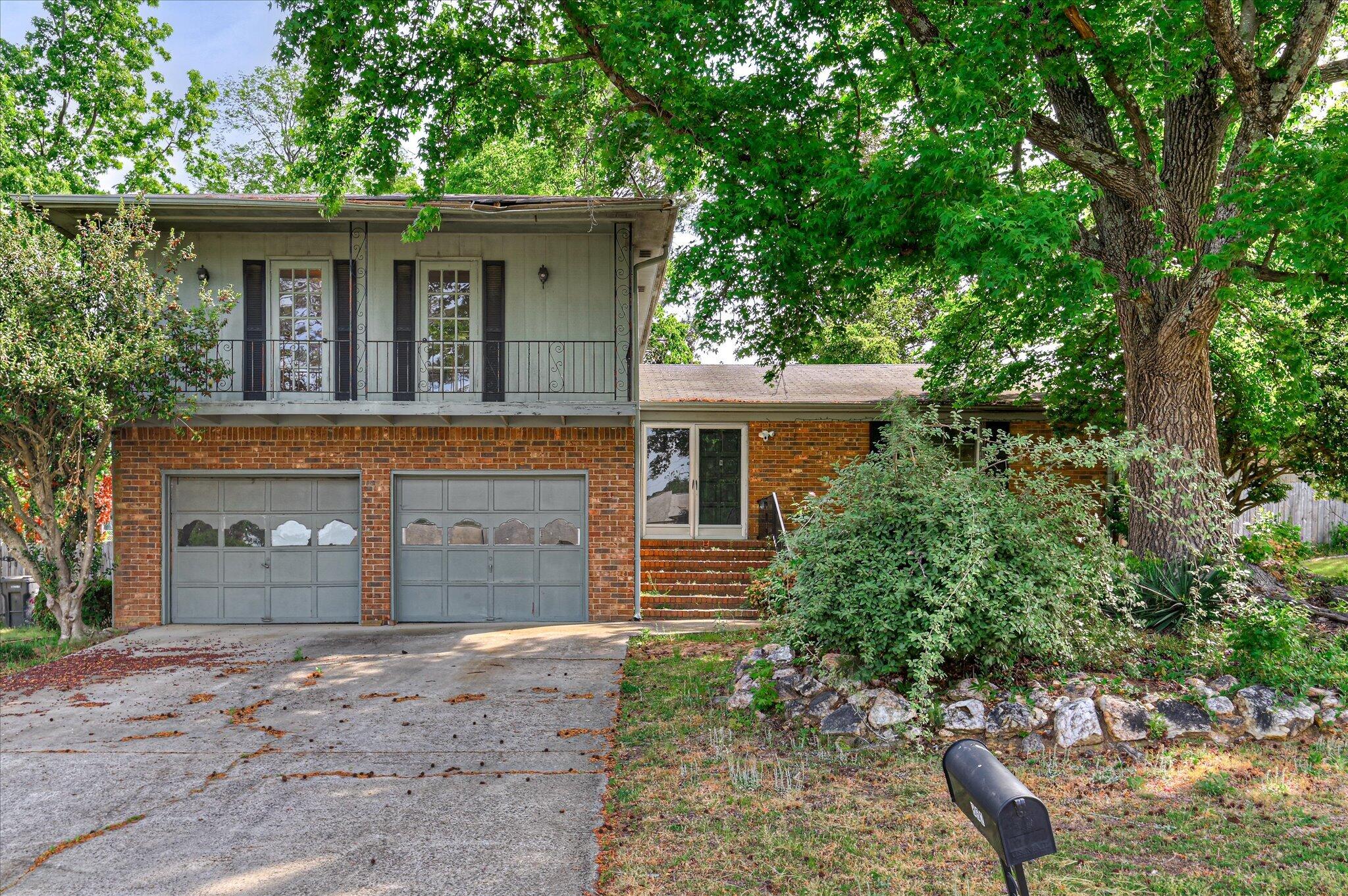 862 Brookfield Parkway