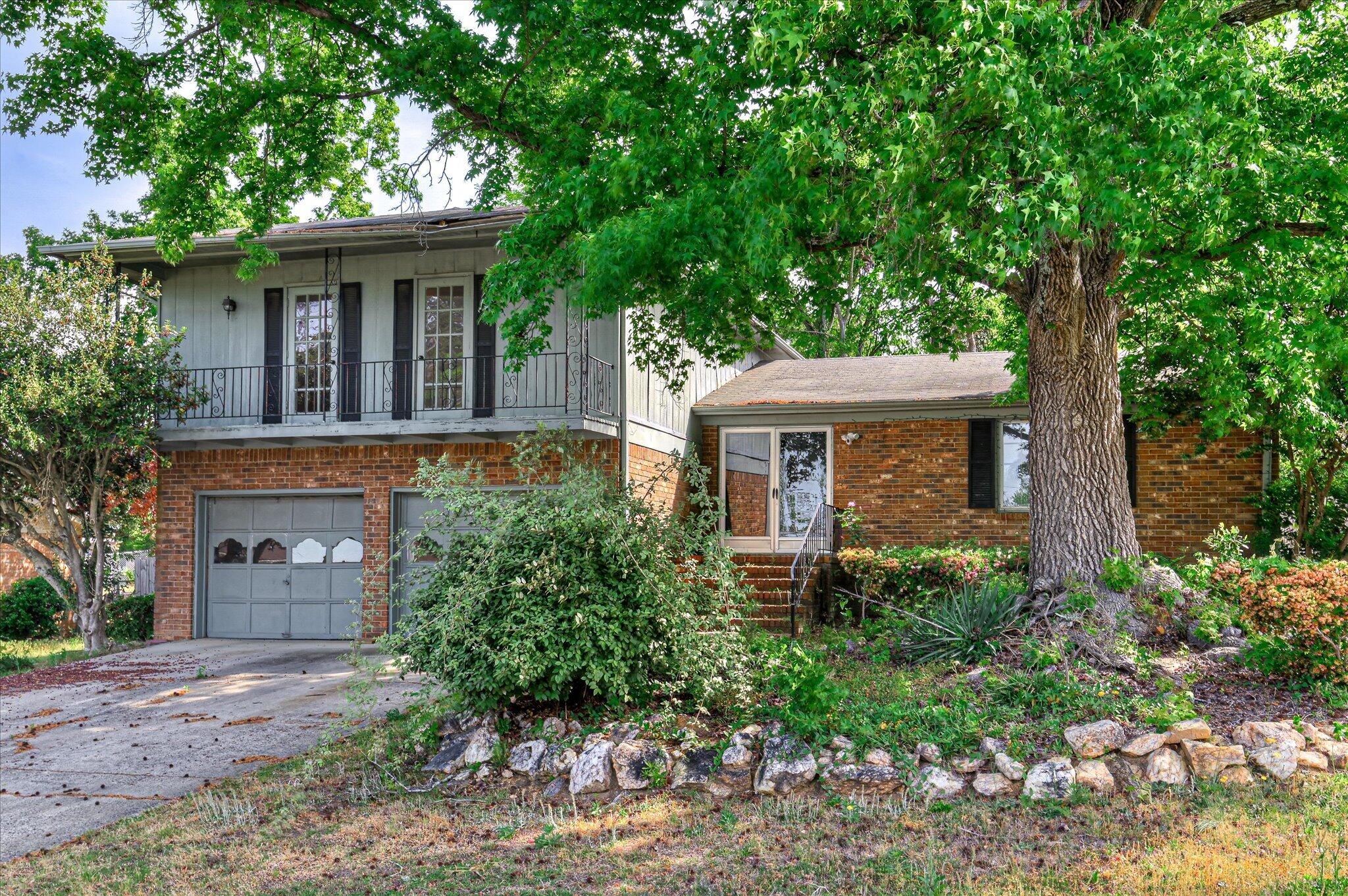 862 Brookfield Parkway