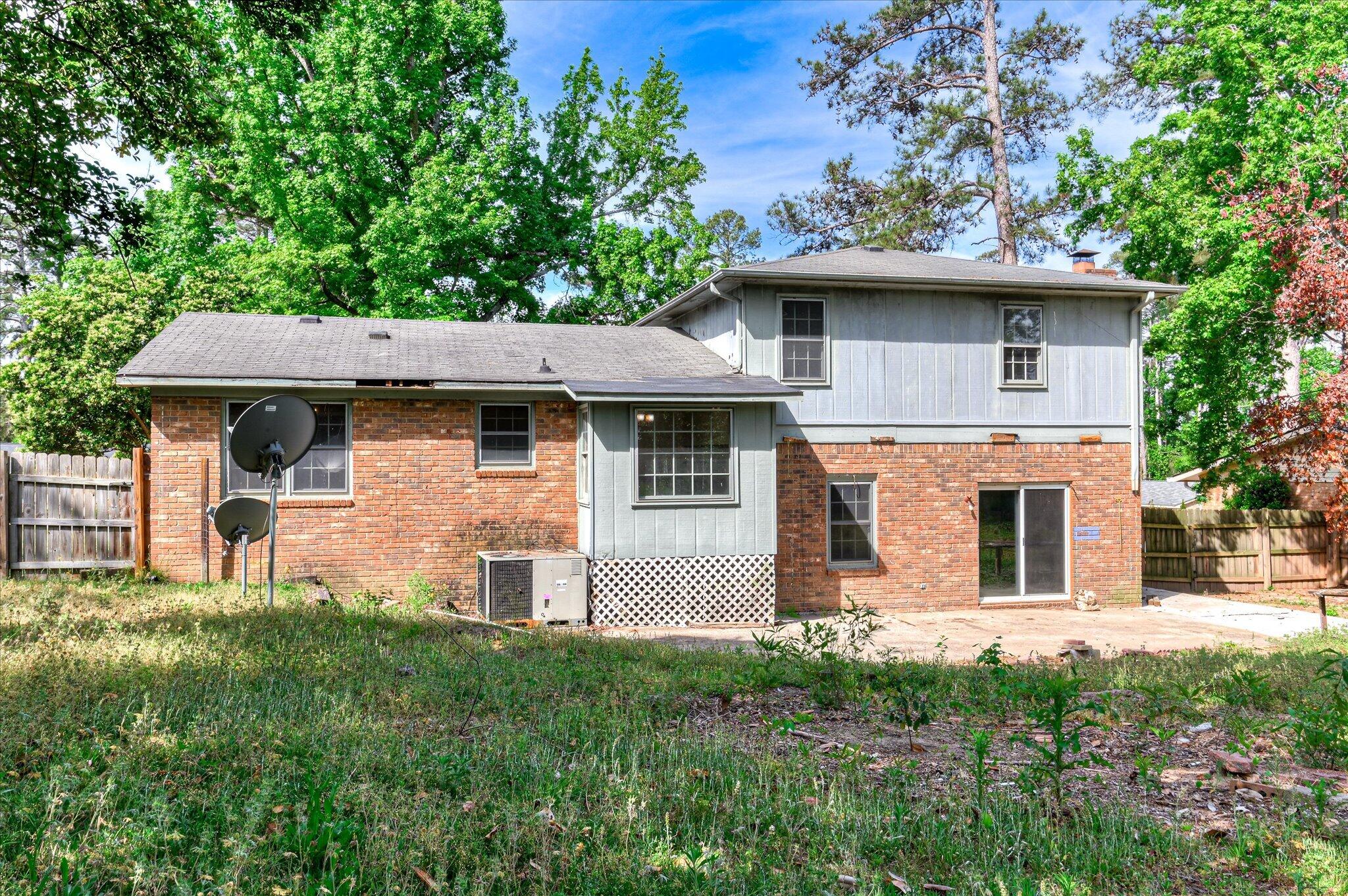 862 Brookfield Parkway