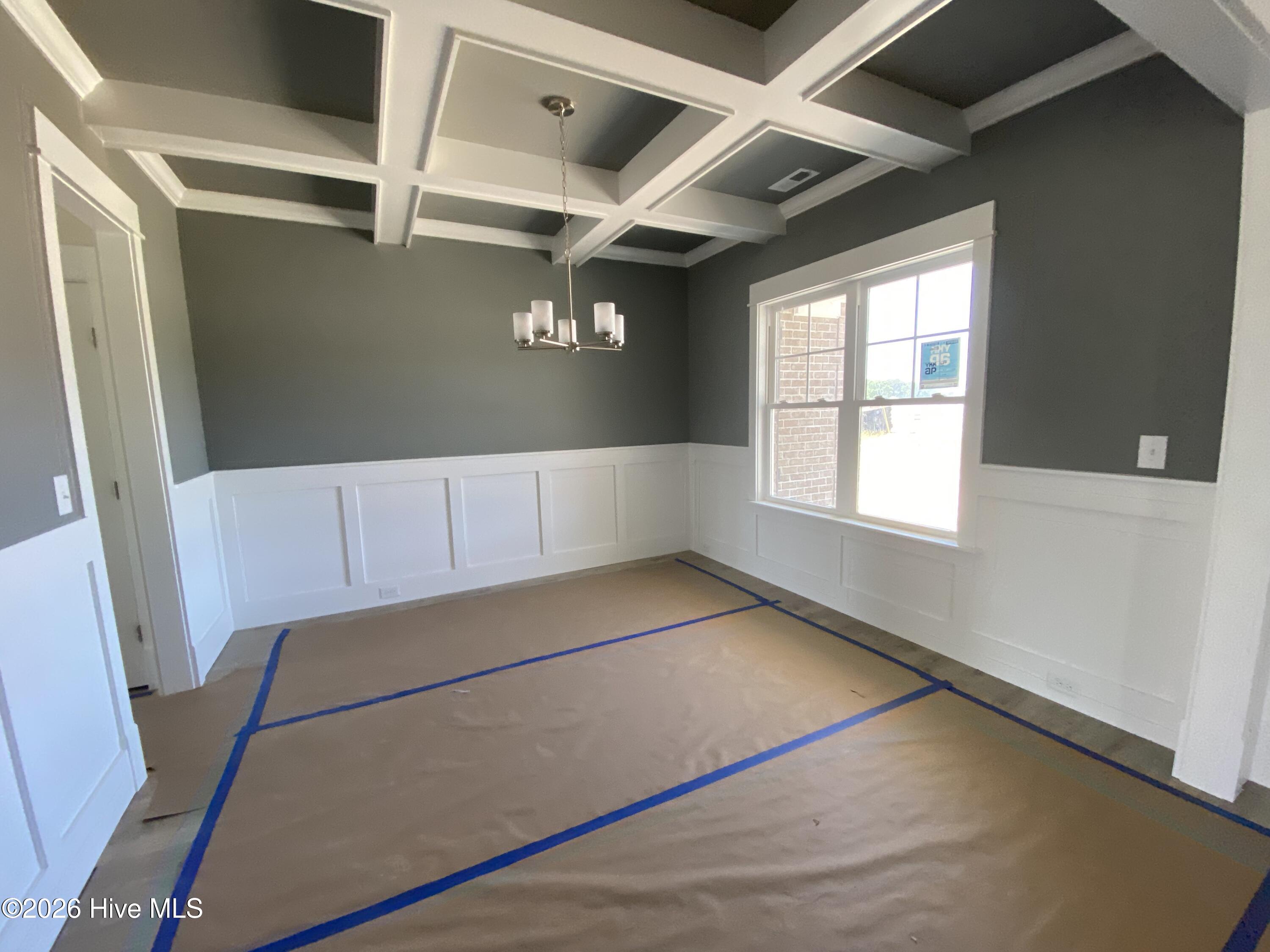 350 Leslie Road
