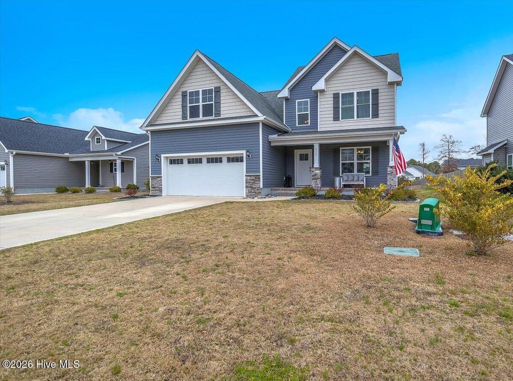 Photo of 426 Pebble Shore Drive, Sneads Ferry, NC 28460 (MLS # 100558740)