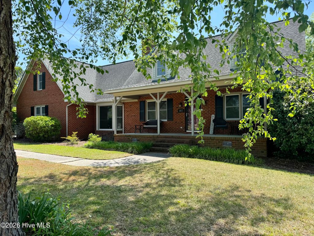Photo of 102 Squire Drive, Winterville, NC 28590 (MLS # 100570012)