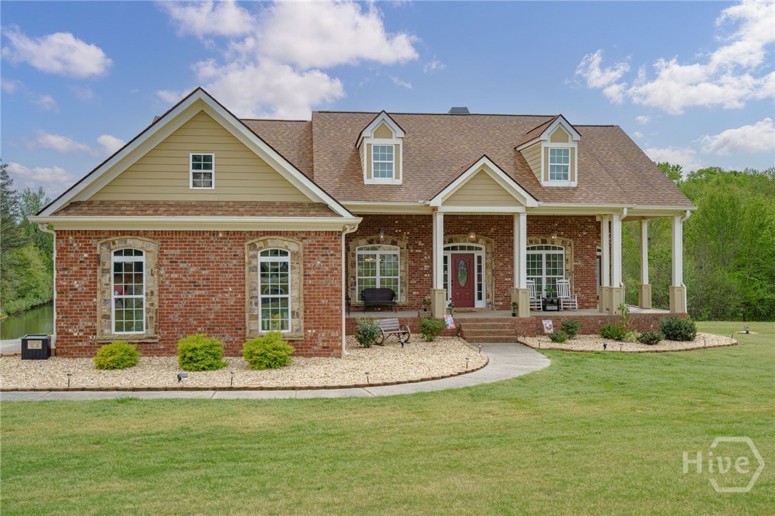 725 Amber Lakes Court