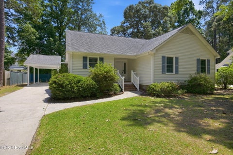 Homes For Sale - 305 Baytree Drive<br/> Pitt County, Greenville, NC 27858