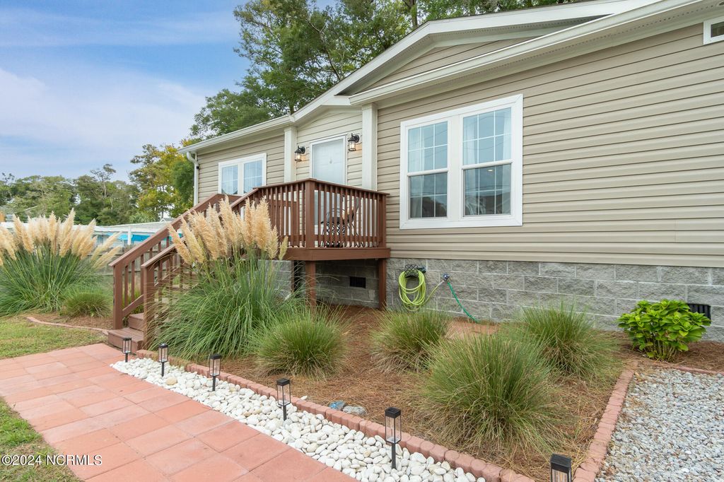 Photo of 314 Jones Street, Emerald Isle, NC 28594 (MLS # 100570435)