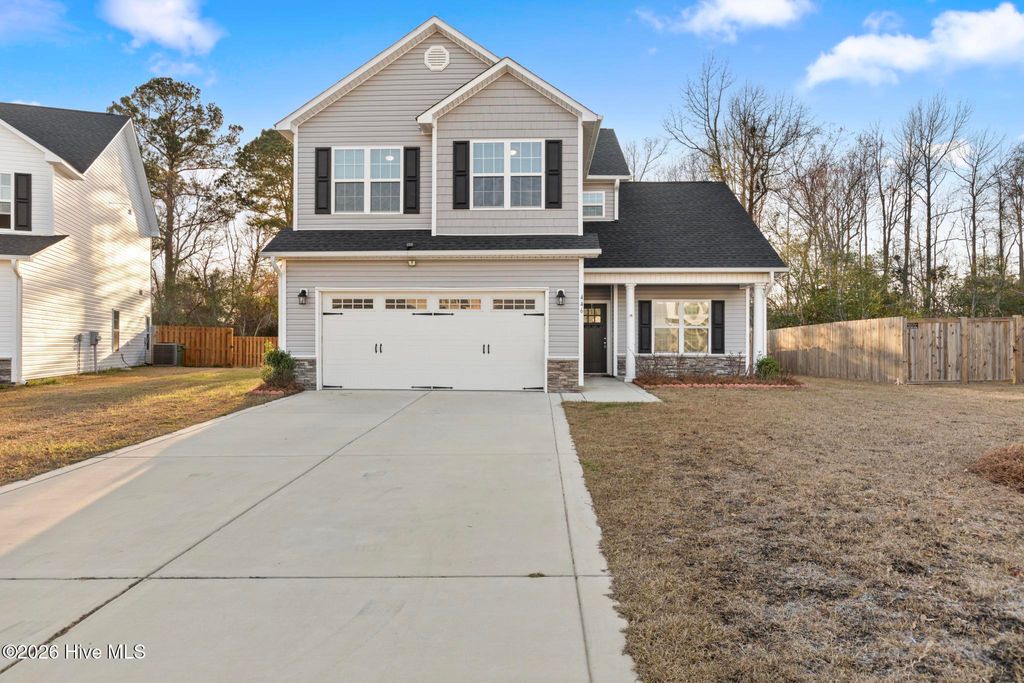 Photo of 446 Nantucket Trail, Sneads Ferry, NC 28460 (MLS # 100560656)