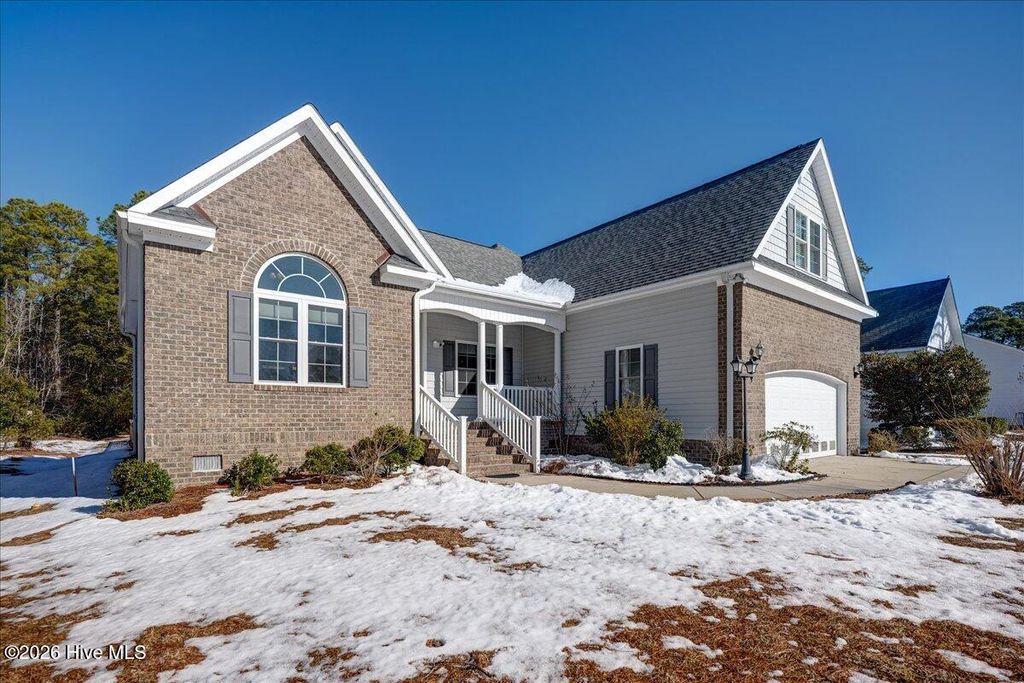 Photo of 2022 Caracara Drive, New Bern, NC 28560 (MLS # 100553932)