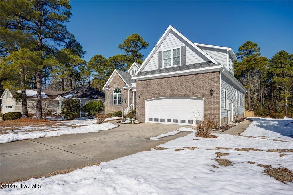 Photo of 2022 Caracara Drive, New Bern, NC 28560 (MLS # 100553932)