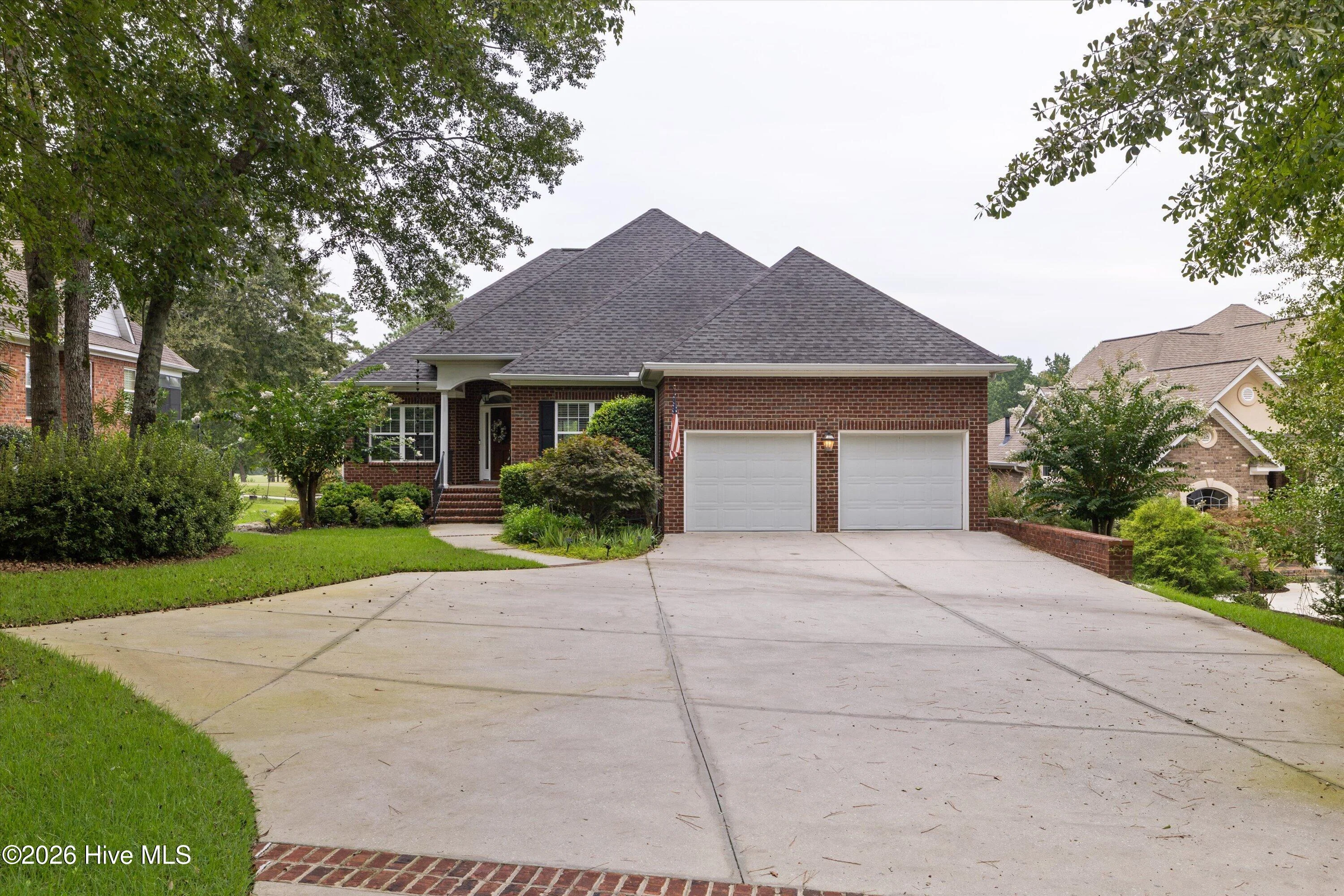 157 E Pleasant Colony Drive