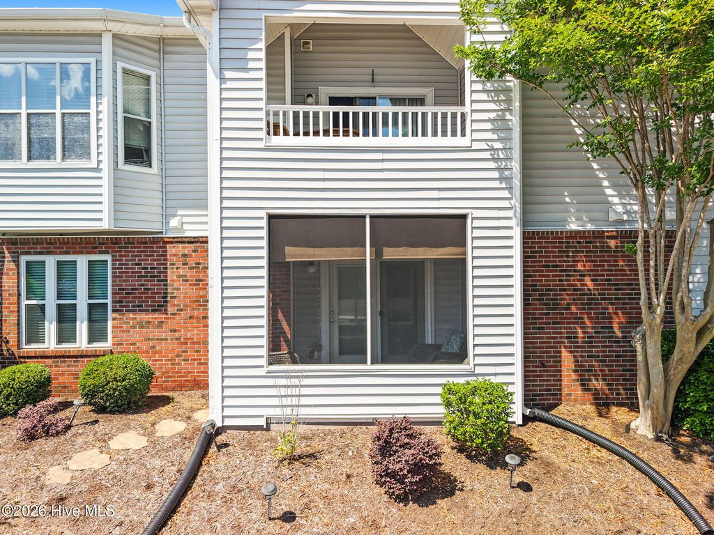 Photo of 4130 Breezewood Drive #Apt 104, Wilmington, NC 28412 (MLS # 100572342)