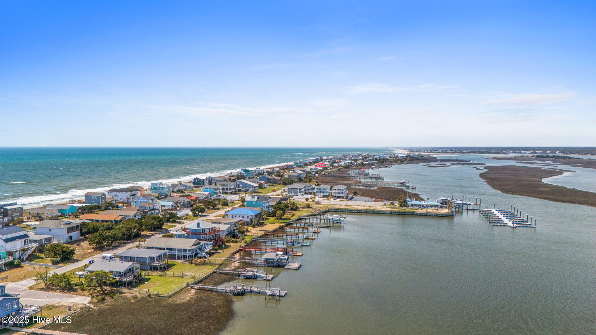 Oak Island, North Carolina 28465, United States, 6 Bedrooms Bedrooms, ,4 BathroomsBathrooms,Residential,Active,255807