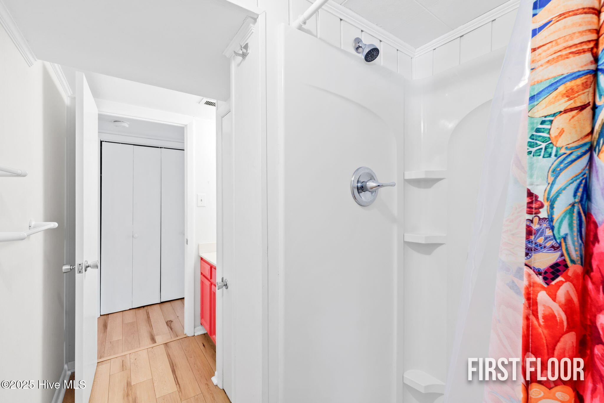 Oak Island, North Carolina 28465, United States, 6 Bedrooms Bedrooms, ,4 BathroomsBathrooms,Residential,Active,255807