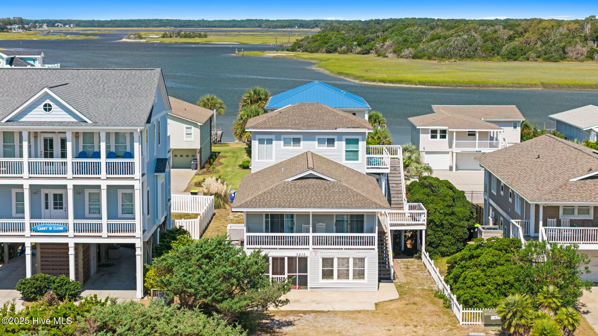 Oak Island, North Carolina 28465, United States, 6 Bedrooms Bedrooms, ,4 BathroomsBathrooms,Residential,Active,255807
