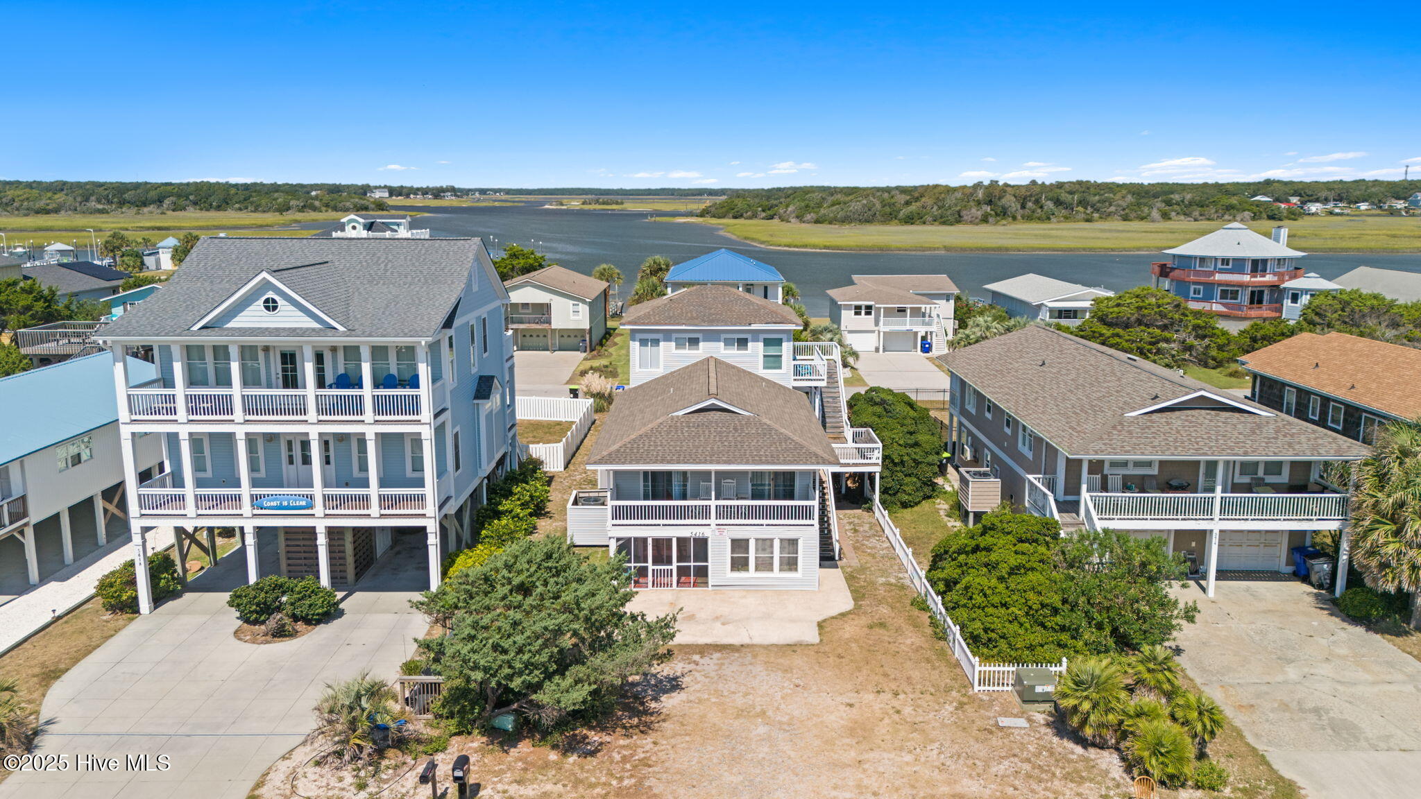 Oak Island, North Carolina 28465, United States, 6 Bedrooms Bedrooms, ,4 BathroomsBathrooms,Residential,Active,255807