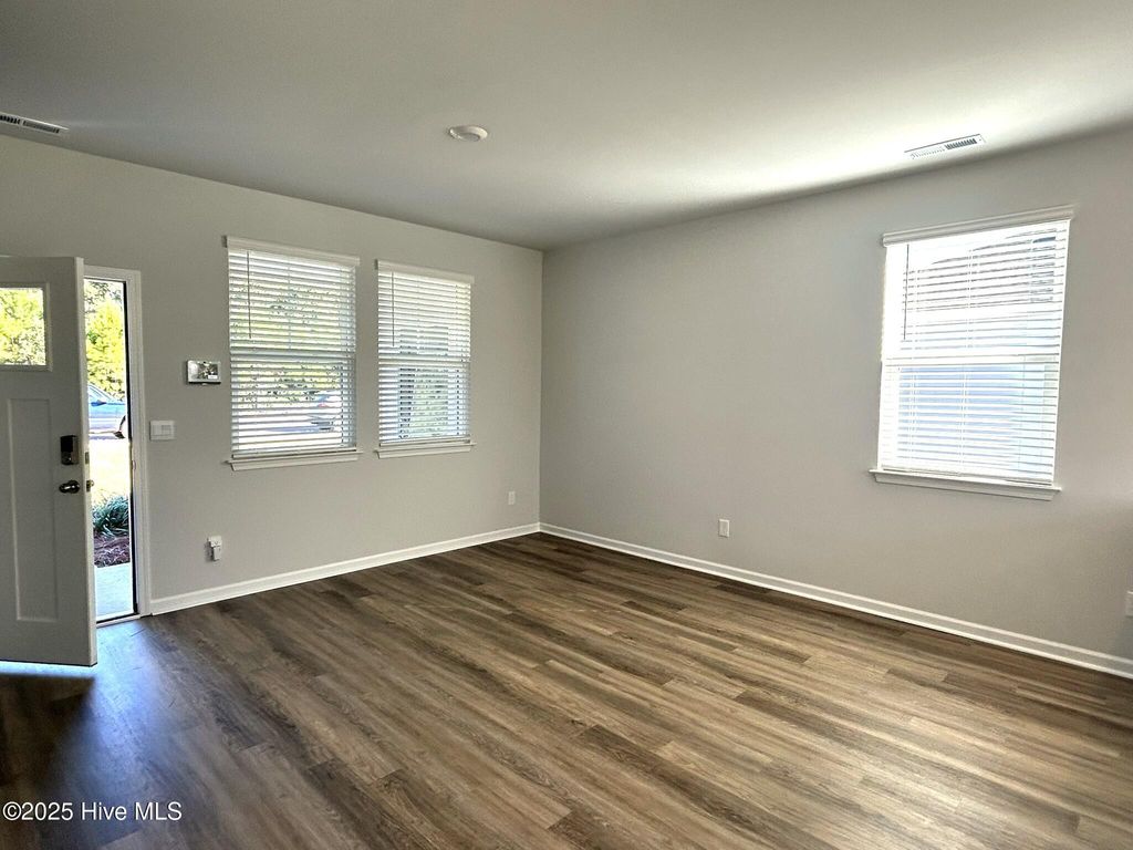 Photo of 300 N Atlantic Avenue, Wilmington, NC 28411 (MLS # 100548880)