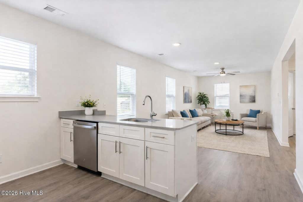 Photo of 710 Taylor Street #D, Wilmington, NC 28401 (MLS # 100581095)