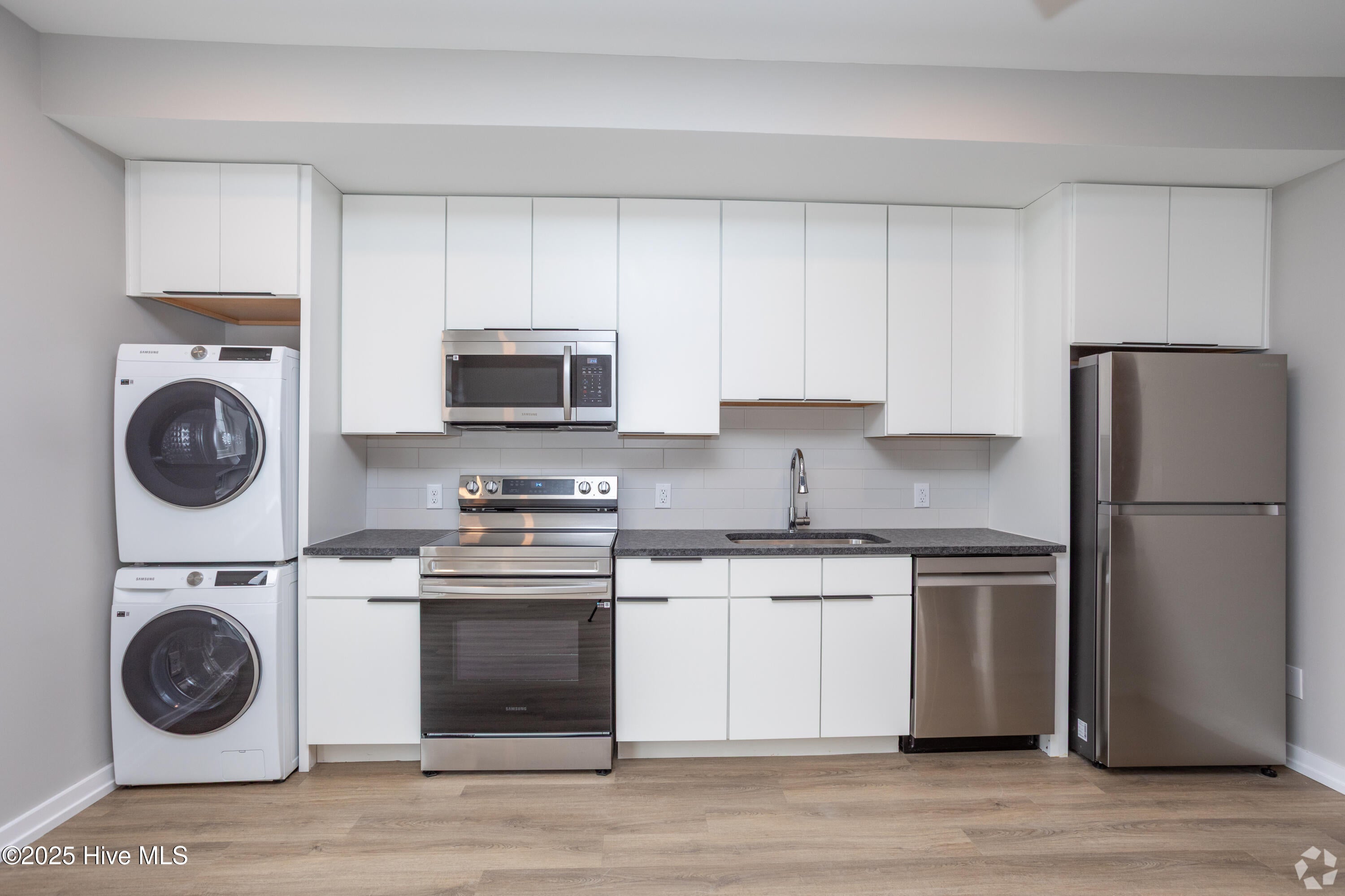607 S 11th Street 101