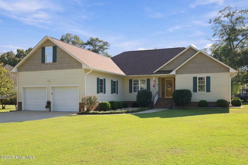 Photo of 106 Arbor Drive, Washington, NC 27889 (MLS # 100610660)