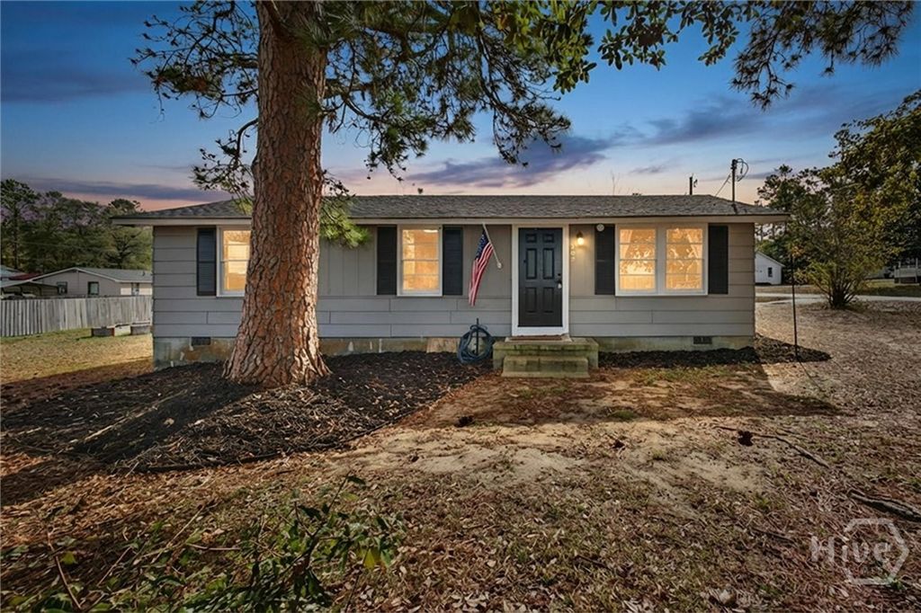 Photo of 302 Randall Street, Sylvania, GA 30467 (MLS # SA347145)