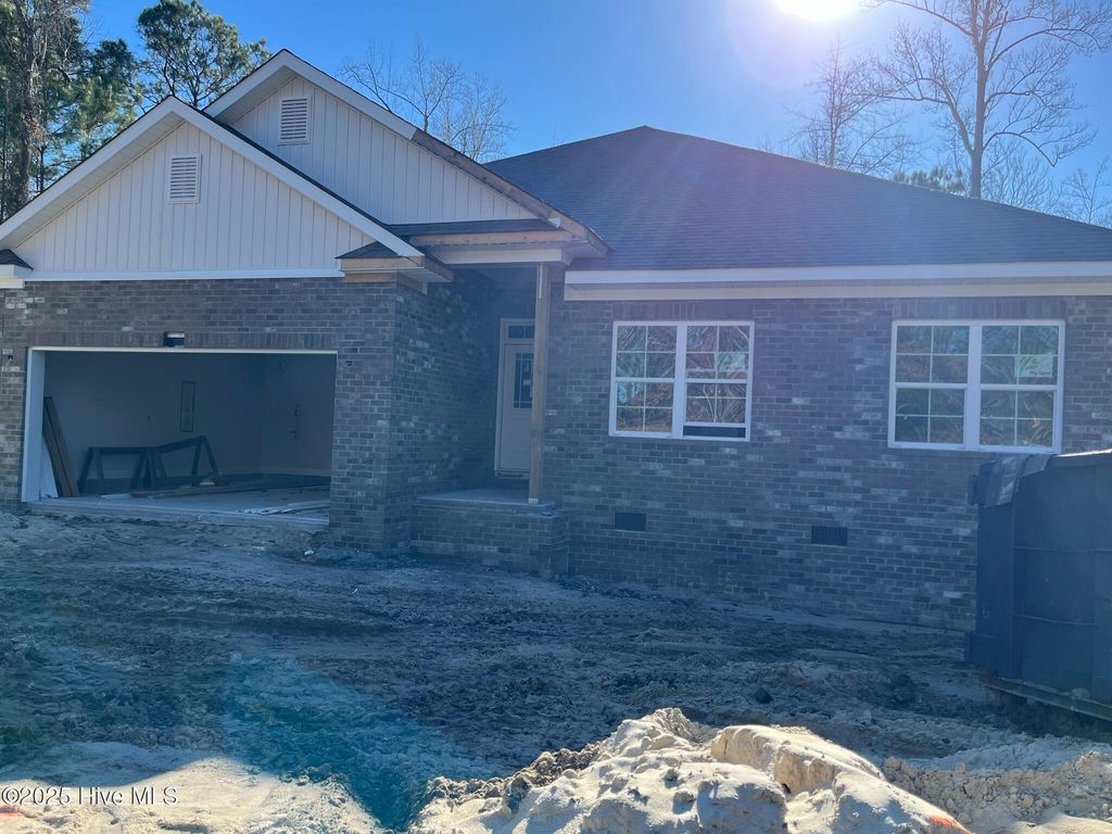 Photo of 1205 St Simons Drive SE, Bolivia, NC 28422 (MLS # 100527021)