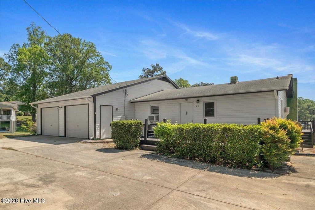Photo of 65 Sparrow Circle, Sanford, NC 27332 (MLS # 100591997)