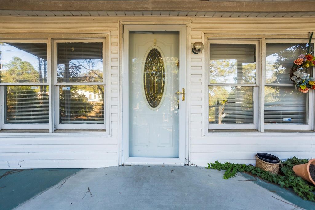 Photo of 522 E Pine Street, New Ellenton, SC 29809 (MLS # 548684)