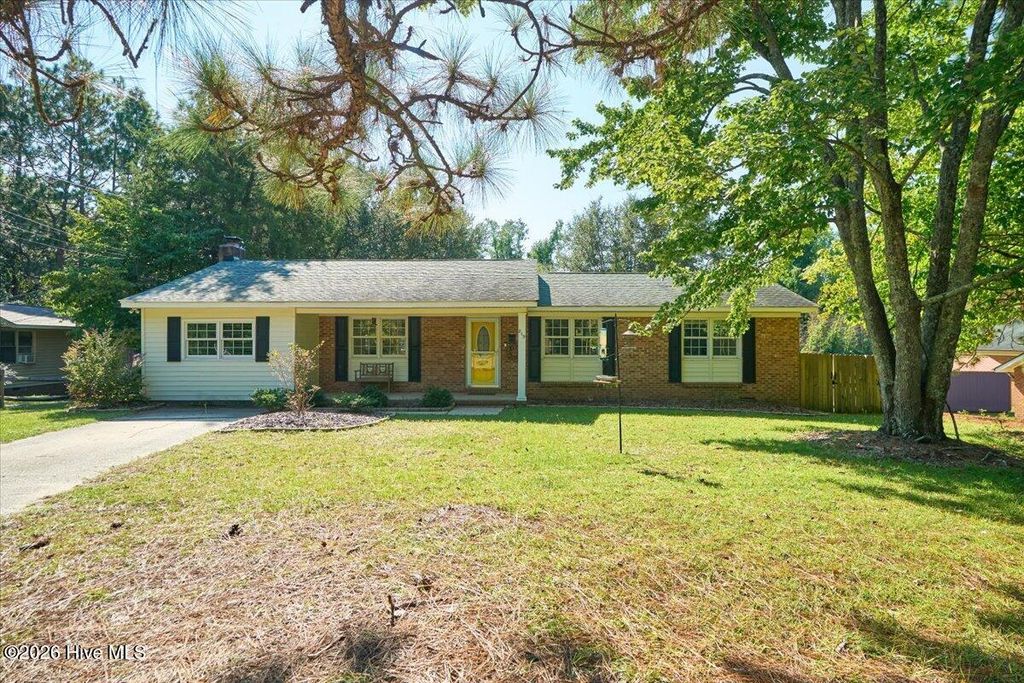 Photo of 215 S Pinehurst Street, Aberdeen, NC 28315 (MLS # 100558518)