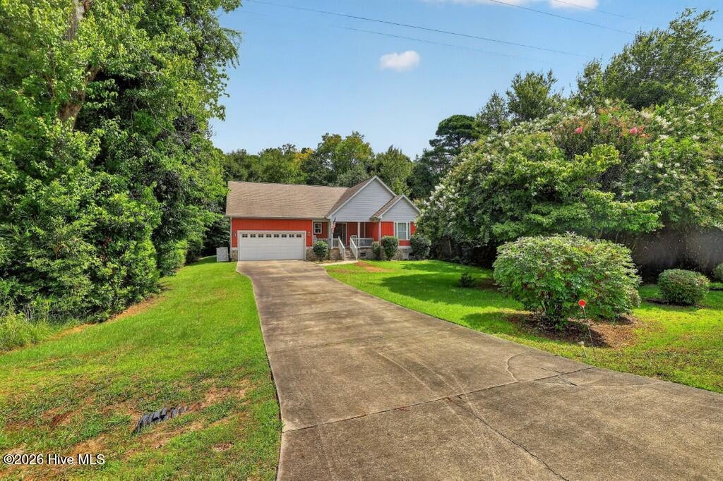 Photo of 1730 Caracara Drive, New Bern, NC 28560 (MLS # 100597552)