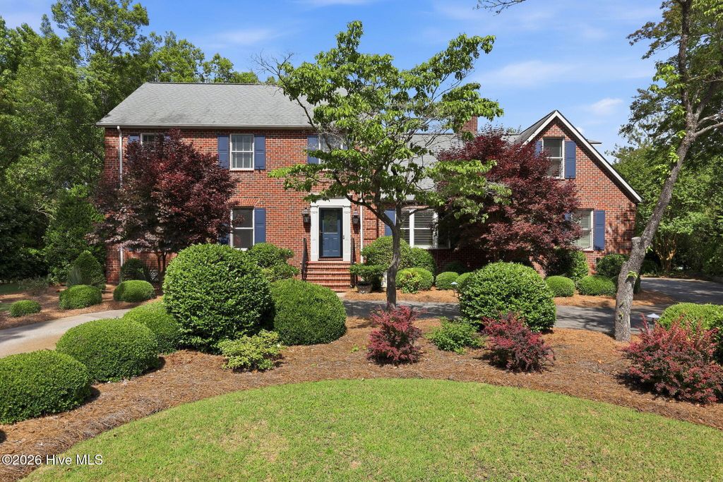 Photo of 2406 Harbor Island Road, New Bern, NC 28562 (MLS # 100572594)