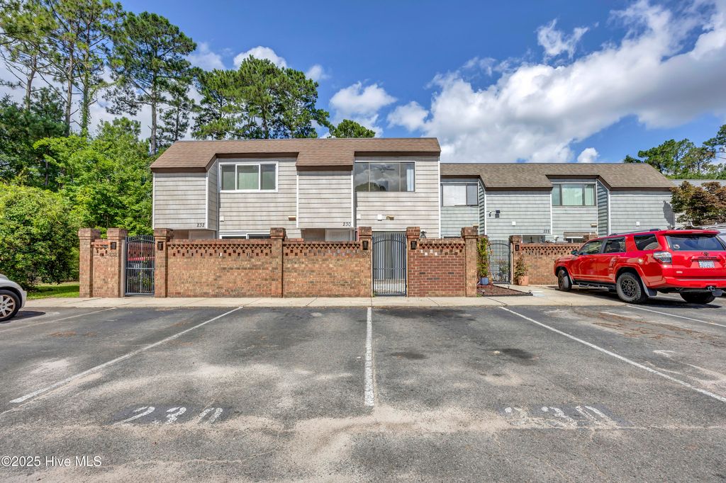 Photo of 230 Dapple Court, Wilmington, NC 28403 (MLS # 100517356)