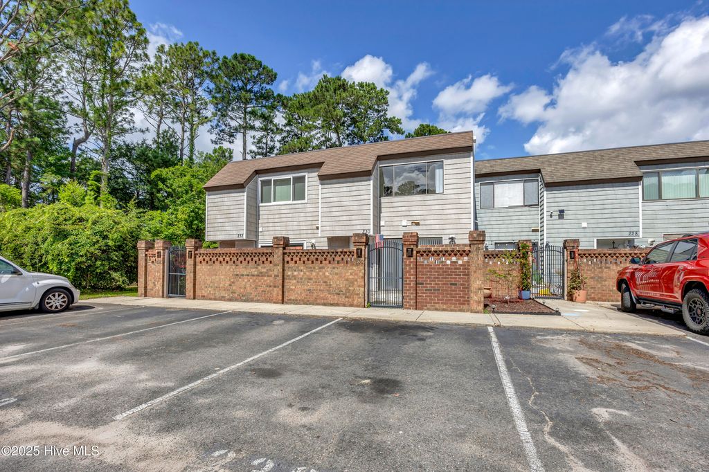 Photo of 230 Dapple Court, Wilmington, NC 28403 (MLS # 100517356)