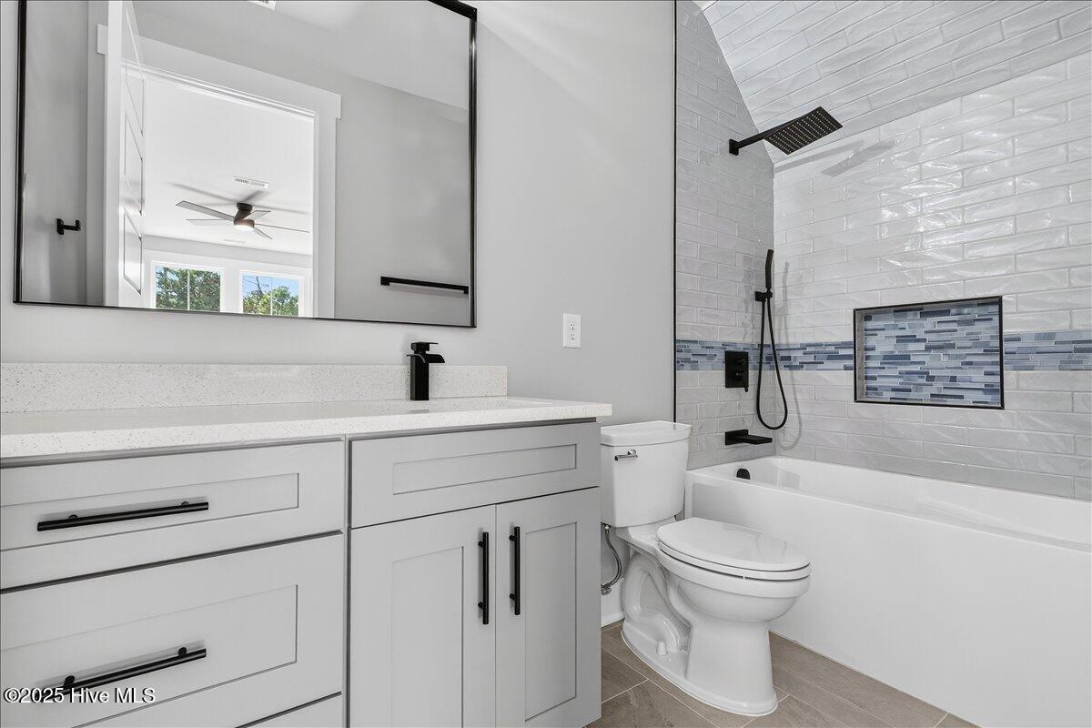 Calabash, North Carolina 28467, United States, 4 Bedrooms Bedrooms, ,4 BathroomsBathrooms,Residential,Active,255702