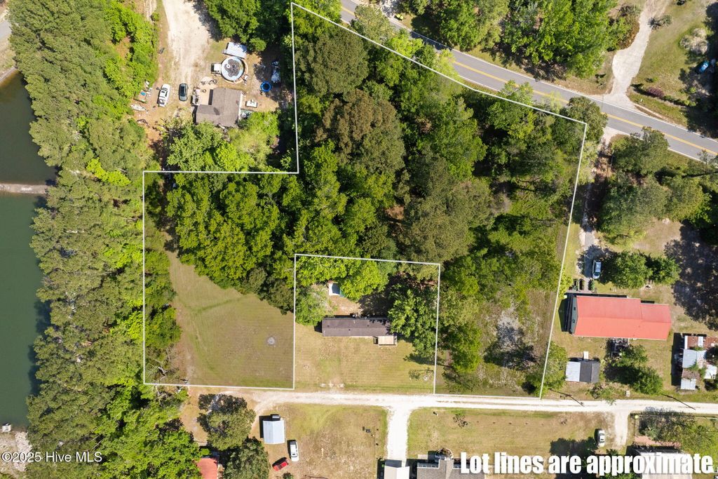 Photo of 2740 Redgray Way SW, Shallotte, NC 28470 (MLS # 100504750)