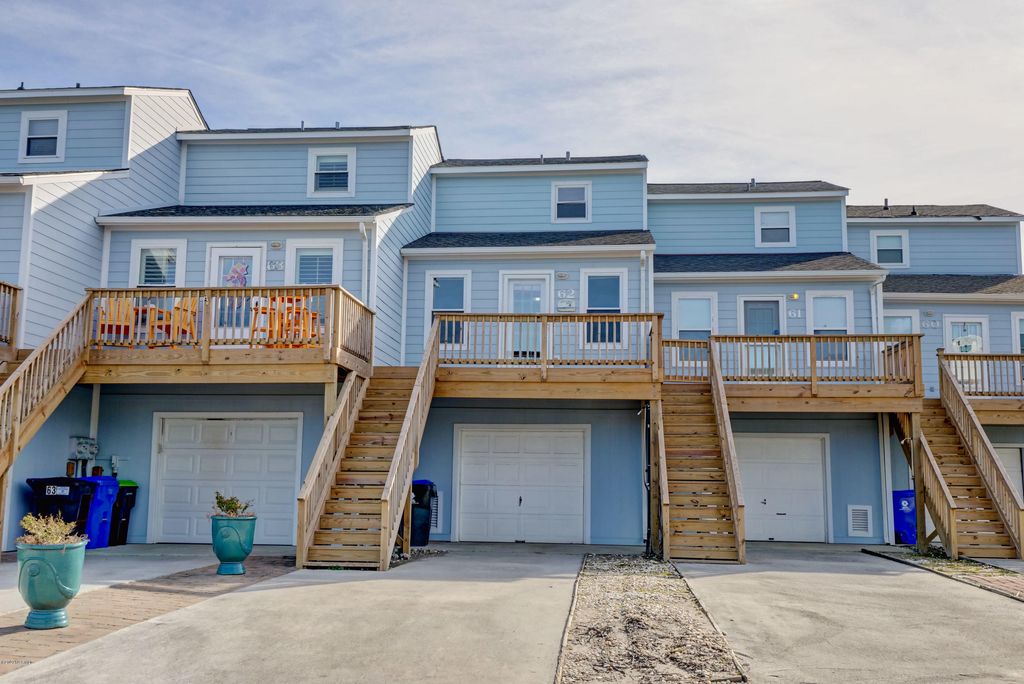 Photo of 62 Bermuda Landing Place, North Topsail Beach, NC 28460 (MLS # 100544087)
