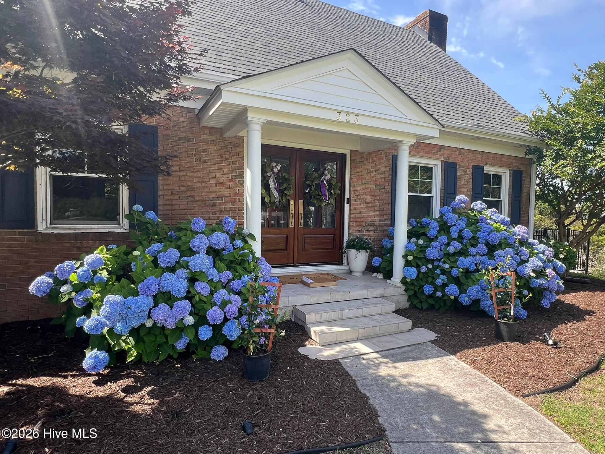 323 Brook Lane