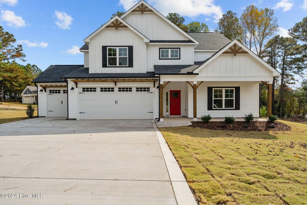 Photo of 501 Belcroft Drive, Carthage, NC 28327 (MLS # 100578294)