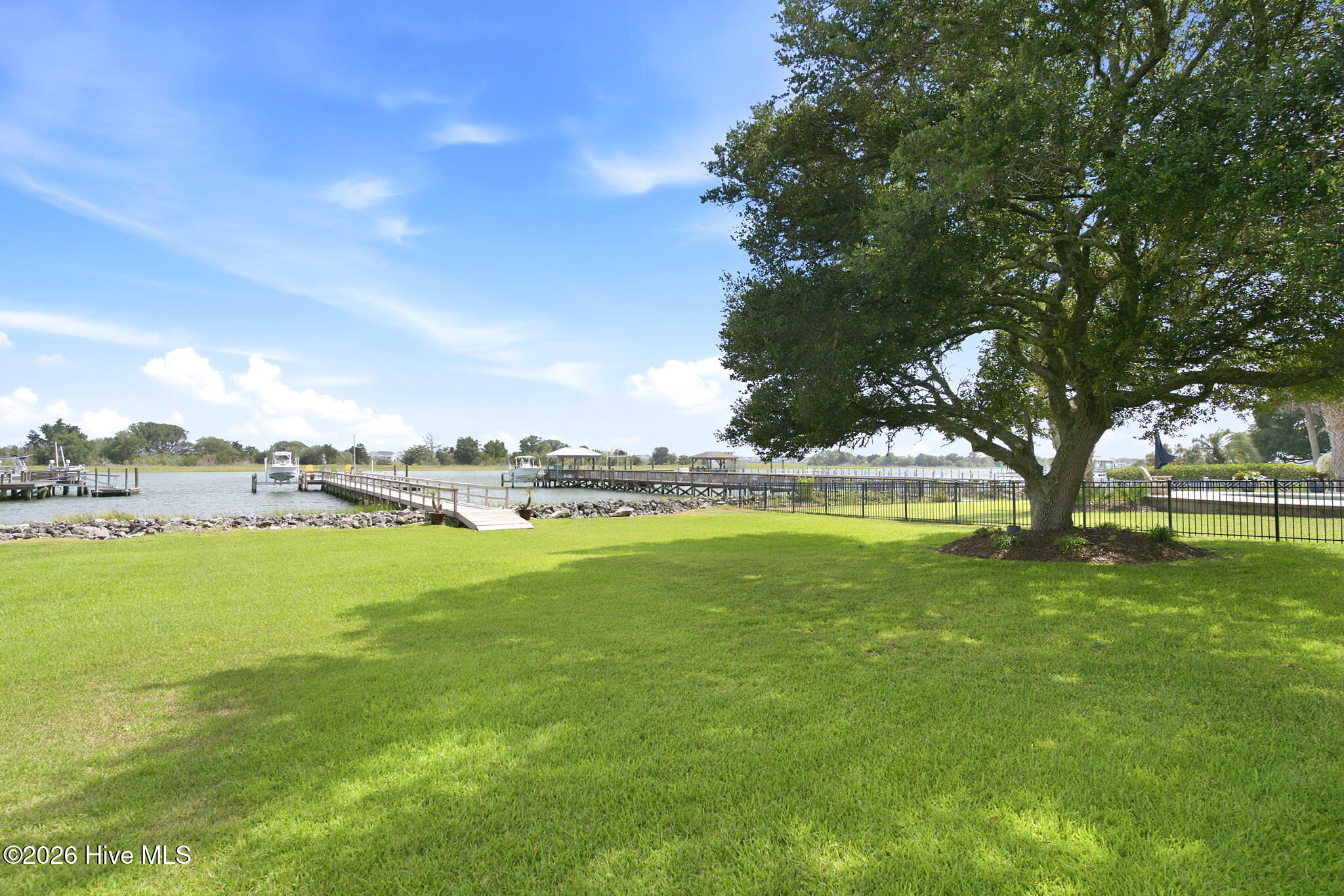 1921 Oak Harbour Drive SW