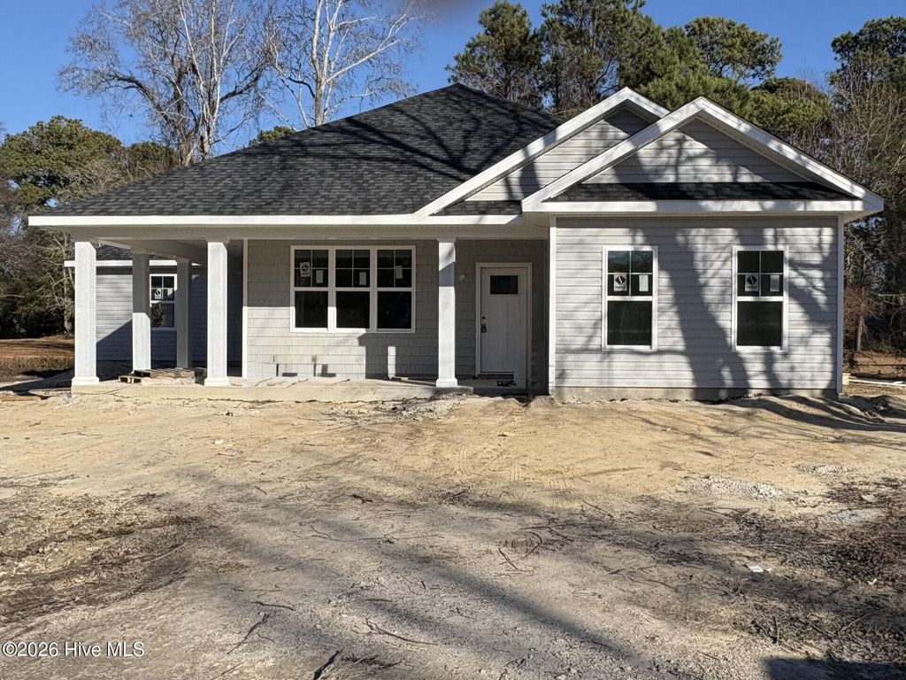 Photo of 124 Pine Needle Circle, Cape Carteret, NC 28584 (MLS # 100550785)