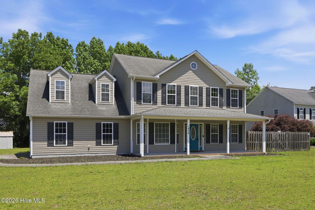 Photo of 1424 Belgrade Swansboro Road, Maysville, NC 28555 (MLS # 100557083)